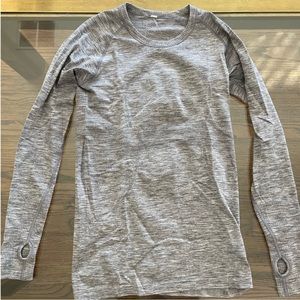 Lululemon Swifttly Long Sleeve Grey Size 8